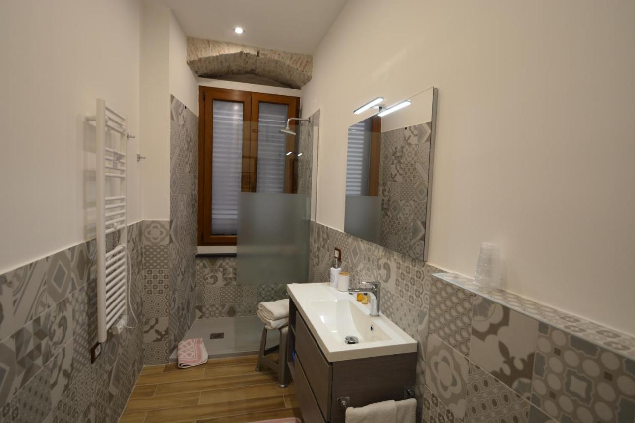 Vico Durazzo Apartment Генуя Экстерьер фото